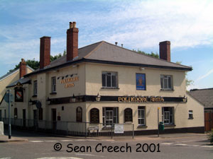 The Poltimore Arms, Pinhoe, Exeter. Photograph by Sean Creech (c) 2001
