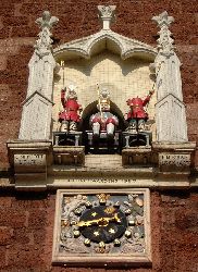 Matthew the Miller Clock, Exeter. Photograph by Sean Creech (c) 2001